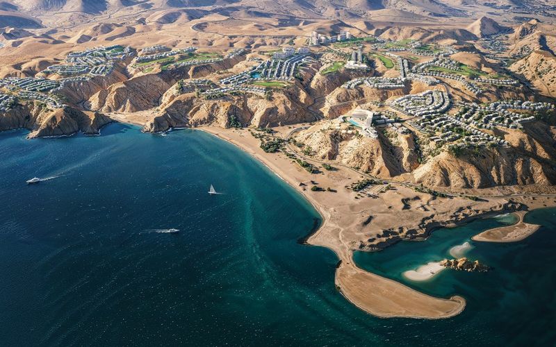 Aerial view of the Amour sans Détour 2 villas on the AIDA clifftop